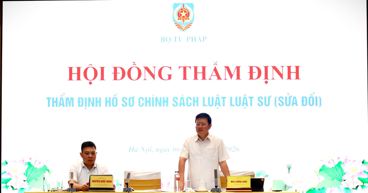 Thu hồi Chứng chỉ hành nghề nếu luật sư không tham gia bồi dưỡng bắt buộc về nhận thức tư tưởng chính trị