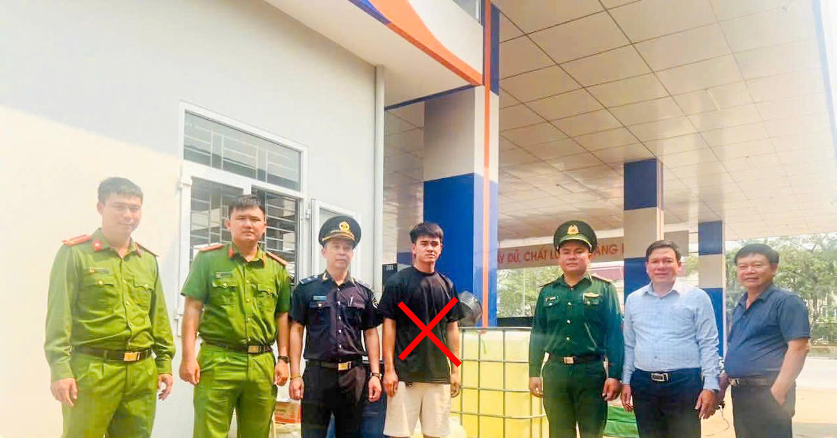 Phát hiện vụ vận chuyển trái phép gần 1.300 lít dầu qua biên giới