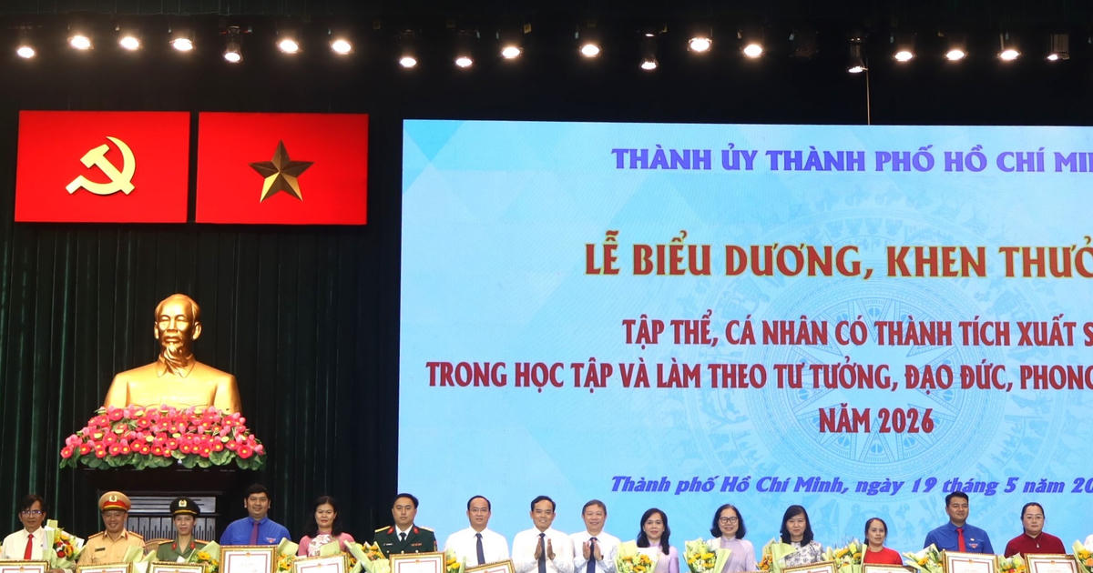 TP Hồ Chí Minh tôn vinh gần 360 cá nhân, tập thể xuất sắc học tập, làm theo gương Bác Hồ