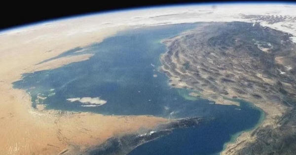 Mỹ phát động chiến dịch phong tỏa hệ thống cảng biển của Iran