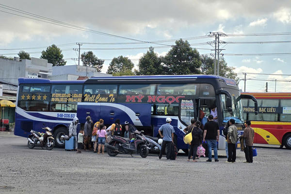 Doanh nghiệp vận tải linh hoạt thích ứng biến động giá xăng dầu