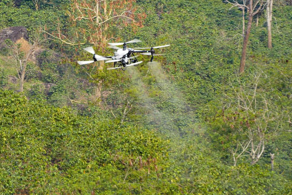 Mở lối kinh tế tầm thấp, đưa UAV lên vùng đồi núi