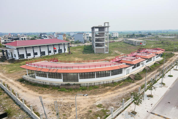 Cận cảnh dự án 670 tỷ đồng vừa bị thu hồi ở Thanh Hóa Cận cảnh dự án 670 tỷ đồng vừa bị thu hồi ở Thanh Hóa