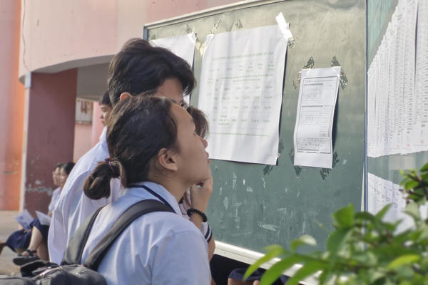 TP Hồ Chí Minh: Học sinh chuẩn bị đăng ký nguyện vọng thi vào lớp 10 TP Hồ Chí Minh: Học sinh chuẩn bị đăng ký nguyện vọng thi vào lớp 10