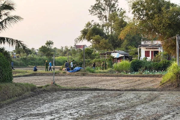 Gia Lai: Cháy nhà dân nghi 4 người trong gia đình tử vong