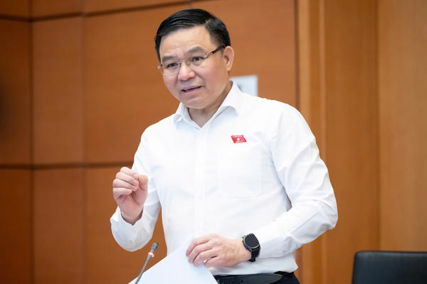 Bộ trưởng Bộ Công thương nêu 5 nhóm giải pháp cung ứng xăng dầu trước biến động tại Trung Đông