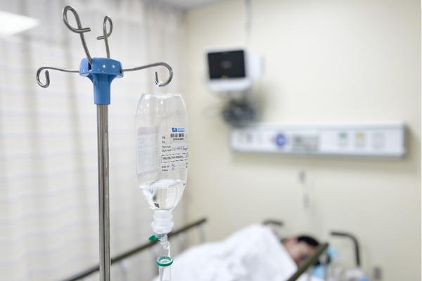 Nắng nóng và nguy cơ ngộ độc từ những bữa ăn