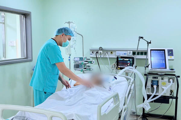 Thuốc lá điện tử sau lệnh cấm: Sóng “ngầm” vẫn mãnh liệt Thuốc lá điện tử sau lệnh cấm: Sóng “ngầm” vẫn mãnh liệt