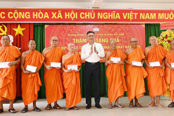 Tiếp tục triển khai kịp thời, hiệu quả các chính sách dân tộc, tôn giáo