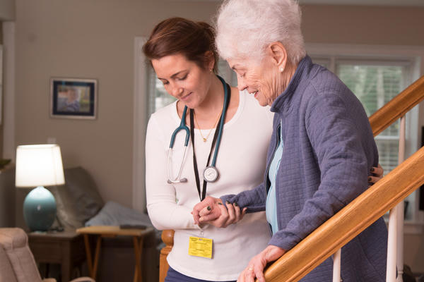 Kinh tế chăm sóc trong bối cảnh già hóa dân số