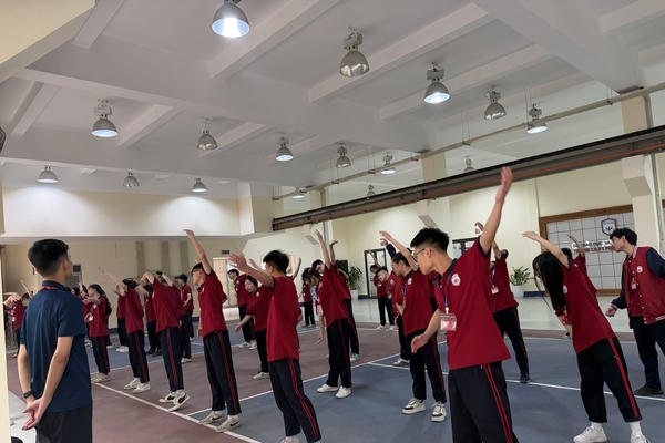 Học sinh Hà Nội nghỉ lễ Giỗ Tổ và 30/4, 1/5 ra sao?