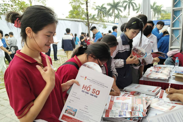 Gỡ “điểm nghẽn” tuyển sinh trong giáo dục nghề nghiệp