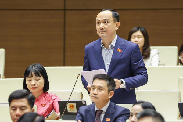 Làm rõ kịch bản cung ứng điện, khí, xăng dầu trong trường hợp thị trường quốc tế biến động bất lợi