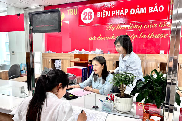 Công khai các bộ chậm tiến độ, chưa đạt chỉ tiêu cắt giảm thủ tục hành chính