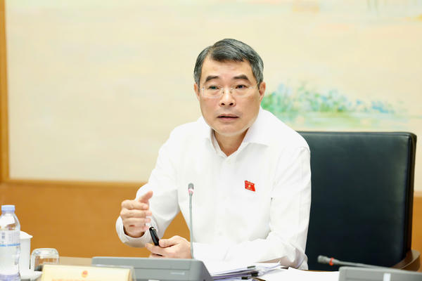 Thủ tướng: Nâng ngưỡng chịu thuế đối với hộ kinh doanh lên 1 tỷ đồng để tháo gỡ khó khăn