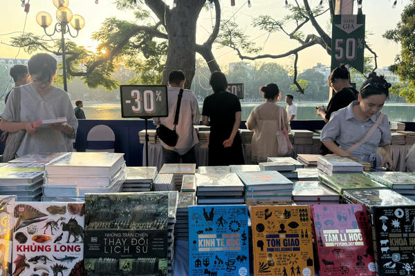 Văn hóa đọc trước “cơn sóng” AI