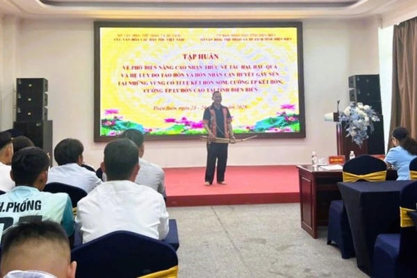 Bồi dưỡng kỹ năng tuyên truyền, đẩy lùi tảo hôn và hôn nhân cận huyết ở vùng đồng bào dân tộc thiểu số