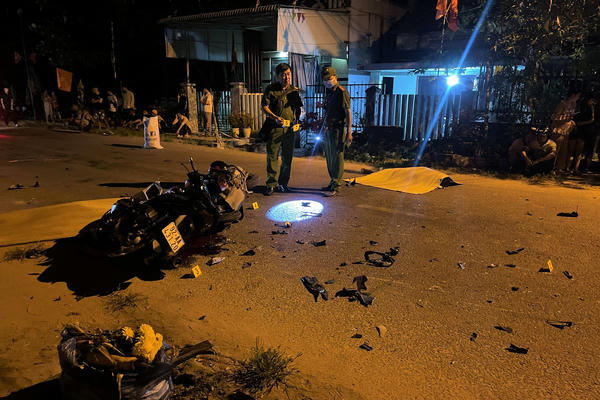 Đà Nẵng: Va chạm xe máy trong đêm, 2 người tử vong