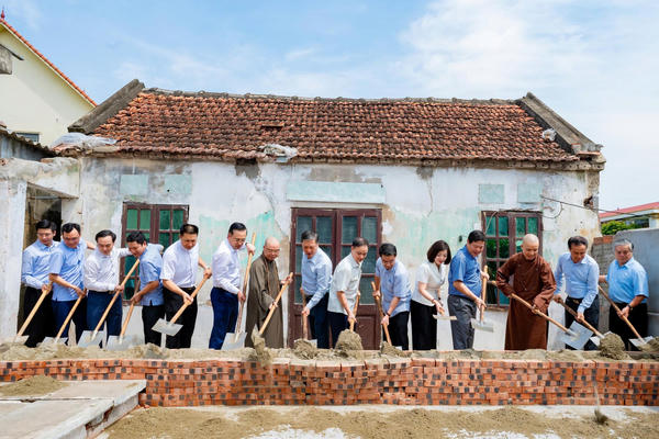 Những mái ấm nối dài tình đoàn kết lương - giáo ở Phát Diệm