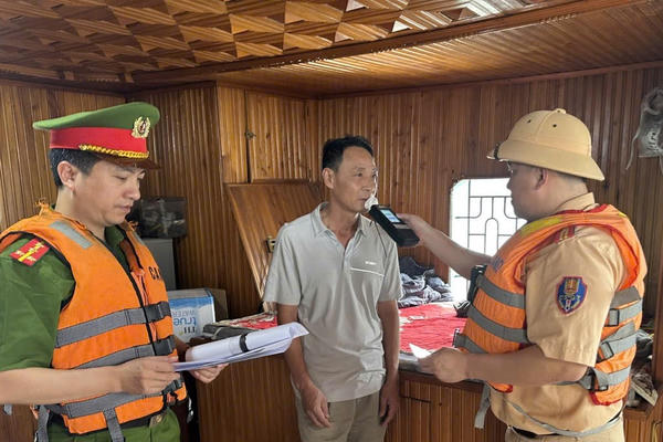 Phú Thọ: Tăng cường đấu tranh với vi phạm trong hoạt động khai thác cát, sỏi trên các tuyến sông 