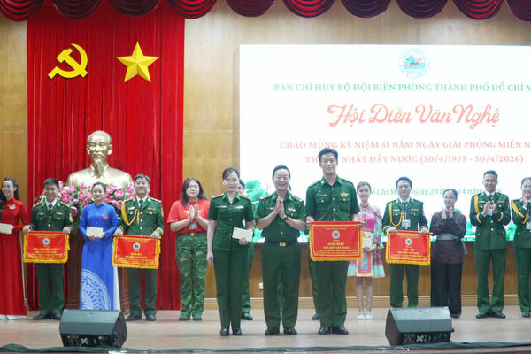 TP Hồ Chí Minh: Hội diễn văn nghệ chào mừng 51 năm giải phóng miền Nam, thống nhất đất nước