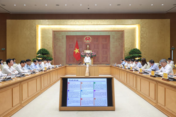 Thủ tướng: Hoàn thành mục tiêu xây dựng 1 triệu căn hộ nhà ở xã hội trước năm 2030