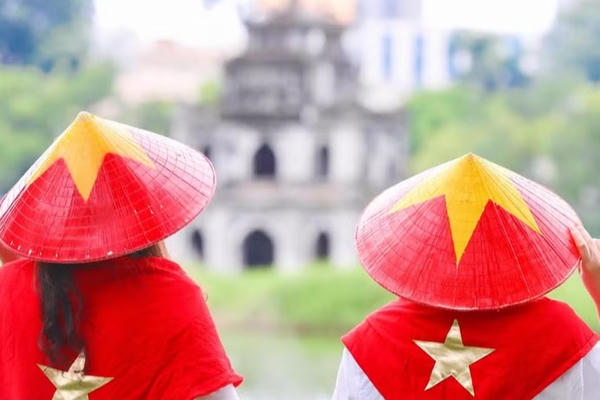 Một dải non sông - một tầm vóc Việt Nam vươn xa