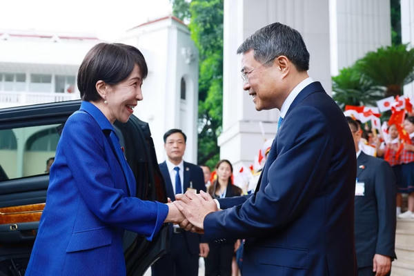 Lễ đón Thủ tướng Nhật Bản Takaichi Sanae thăm chính thức Việt Nam