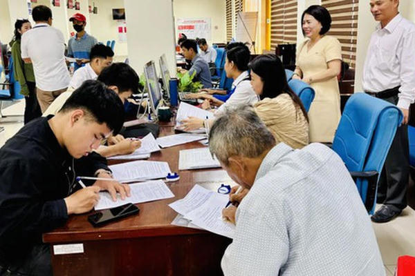 Cuộc “đại phẫu” thủ tục hành chính