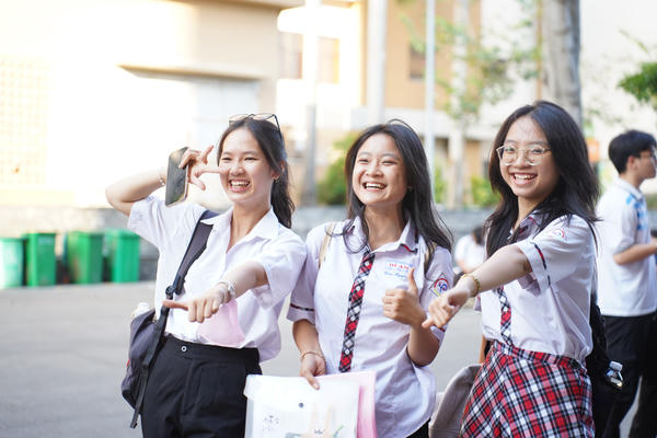 Thi tốt nghiệp THPT 2026: Thí sinh tăng kỷ lục, địa phương “tăng tốc” chuẩn bị từ sớm