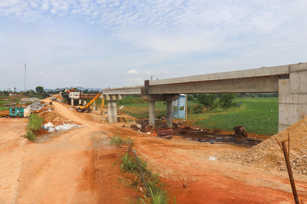 Thanh Hóa: Tăng tốc thi công cầu Mọ, phấn đấu hoàn thành trước mùa mưa bão