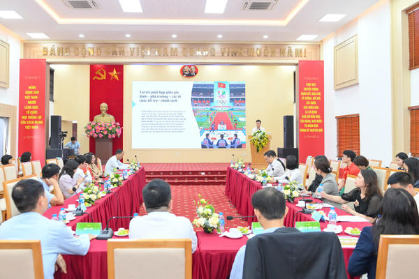 Đầu tư cho sức khỏe học đường, nâng chất lượng nguồn nhân lực trẻ
