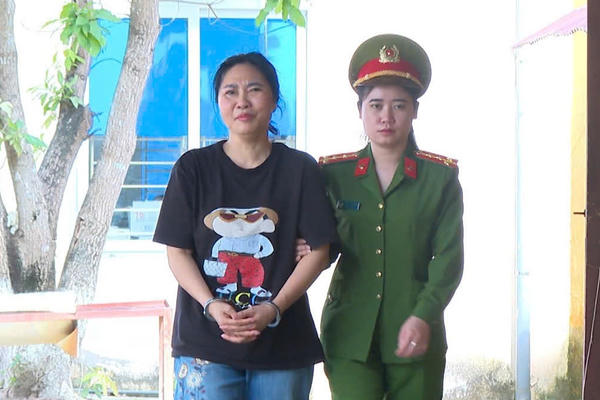 Thanh Hóa: Bắt tạm giam đối tượng "lừa" góp vốn đầu tư và nhận tiền “chạy” giấy tờ đất đai