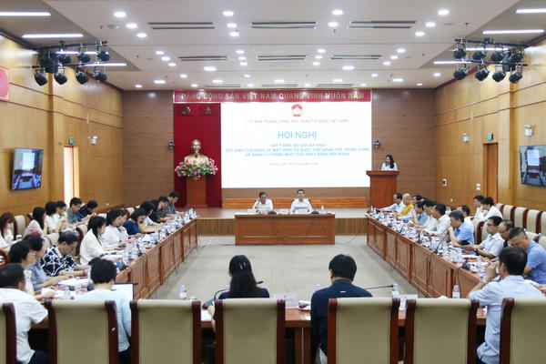 Góp ý hoàn thiện quy định về quản lý thống nhất các hoạt động đối ngoại