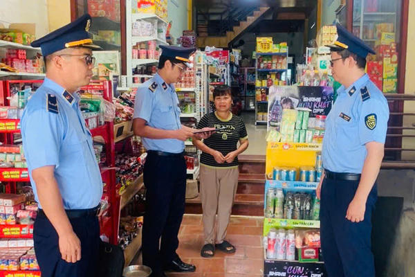 Lạng Sơn: Tăng cường đấu tranh với hàng hoá xâm phạm sở hữu trí tuệ