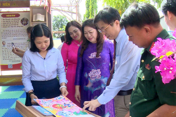 Đà Nẵng đưa “Không gian văn hóa Hồ Chí Minh” vào trường học