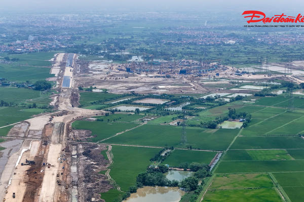 Hà Nội: Đại lộ rộng 120m dần thành hình, kết nối sân vận động 135.000 chỗ lớn nhất thế giới