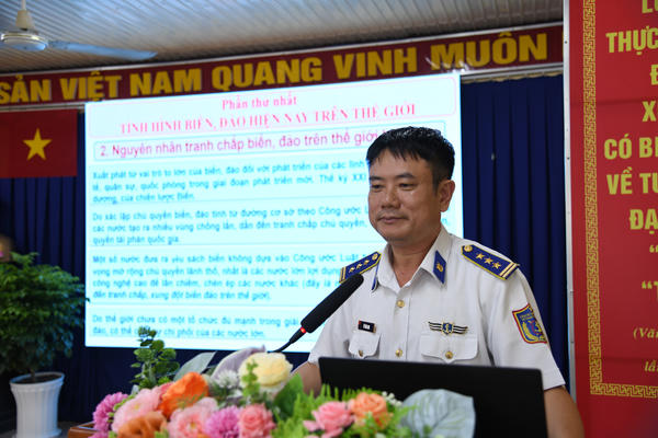 TP Hồ Chí Minh: Nâng nhận thức ngư dân về chống khai thác IUU
