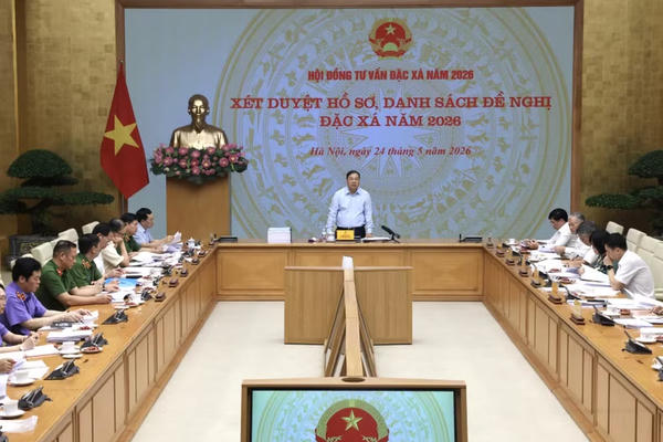Đánh giá công khai, minh bạch, thận trọng từng trường hợp đề nghị đặc xá