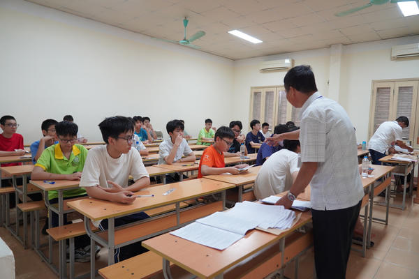 Có nên bỏ kỳ thi vào lớp 10?