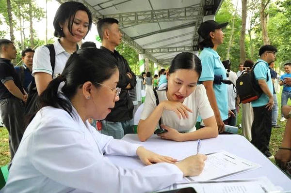 Giúp sống khỏe hơn với chế độ dinh dưỡng phù hợp
