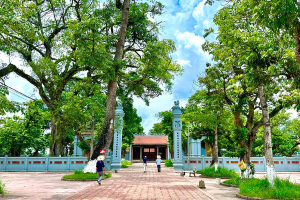 Đầu tư đồng bộ để phát triển du lịch sông Hồng