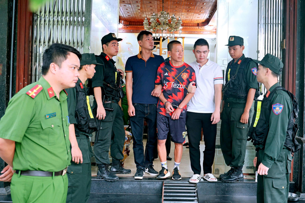 Ninh Bình: Bắt giữ đối tượng côn đồ cộm cán trong đường dây cá độ bóng đá 1.200 tỷ đồng