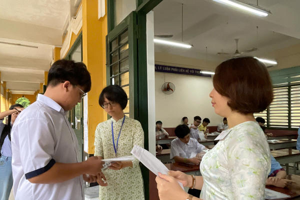 Tuyển sinh lớp 10 TPHCM: Phổ điểm môn Ngữ văn trong khoảng 6,5 - 7,5 điểm 