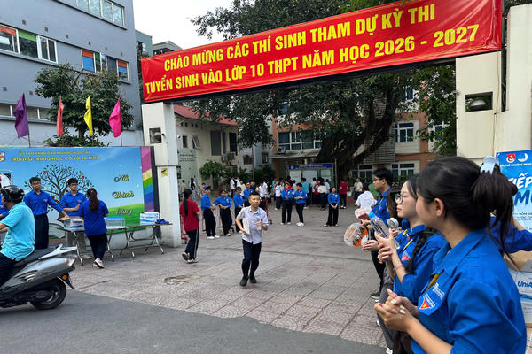 Gần 17.000 lượt thí sinh cạnh tranh suất vào 4 trường THPT chuyên Hà Nội