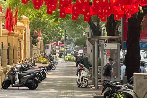 Hà Nội tăng gấp đôi mức phạt để nâng tầm mỹ quan đô thị 