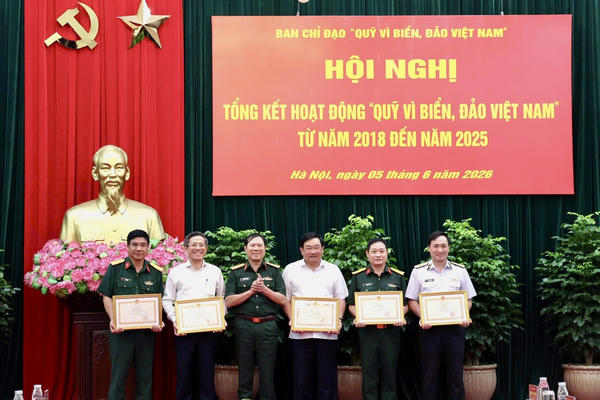 Đề xuất UBTƯ MTTQ Việt Nam chủ trì phát động toàn quốc ủng hộ Quỹ vì biển, đảo Việt Nam 