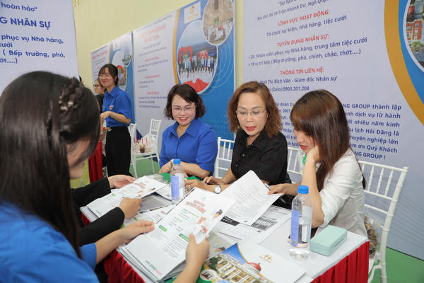 Hải Phòng: Kết nối gần 90.000 lao động qua các phiên giao dịch việc làm