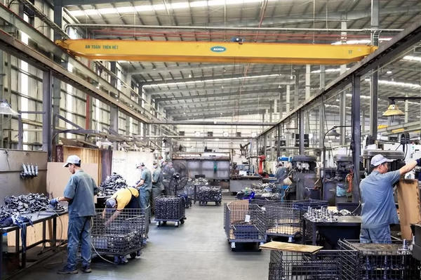Bộ Chính trị ban hành Nghị quyết mới về phát triển kinh tế có vốn đầu tư nước ngoài - Phần 1