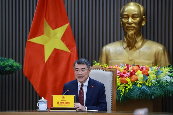 Thủ tướng Lê Minh Hưng điện đàm với Thủ tướng Trung Quốc Lý Cường